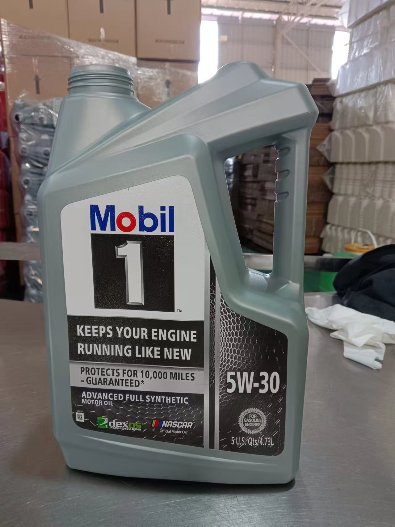 ZYQ5 MOBIL 1 น้ำมันเครื่อง 5W-30 สังเคราะห์เต็มรูปแบบ 4.73lhigh ประสิทธิภาพการทำงานน้ำมันหล่อลื่นและน้ำยาทำความสะอาด