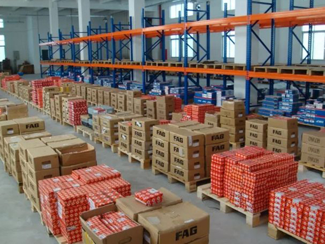 แบริ่งลูกกลิ้งเสริมแบบเต็ม