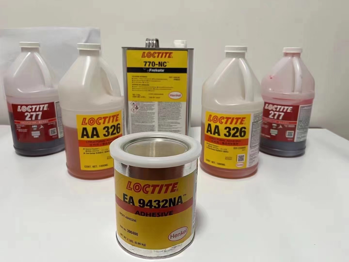 FM25 Loctiter Henkle AA326 50ml ความหนืดปานกลางกาวอะคริลิคกาวโครงสร้างสำหรับ Fast Cure และแรงเฉือนสูง